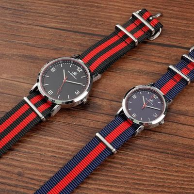 Diameter 32mm Men'S Quartz Watch Waterproof Modern For Couples