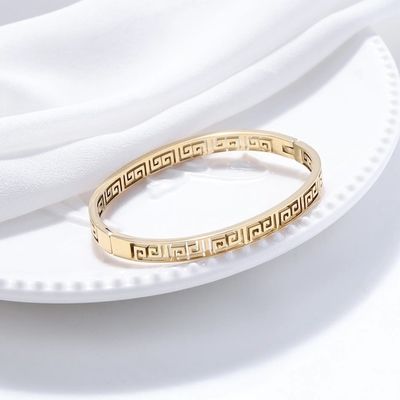 Luxury Oval Bangle Bracelet Plaid Fashion Stainless Steel Bangles Personalized