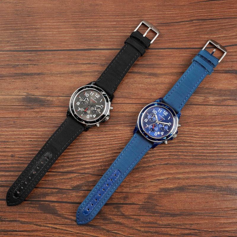 Men Quartz Watch With Calendar And Crystal 22mm Band Width For Men'S Fashion